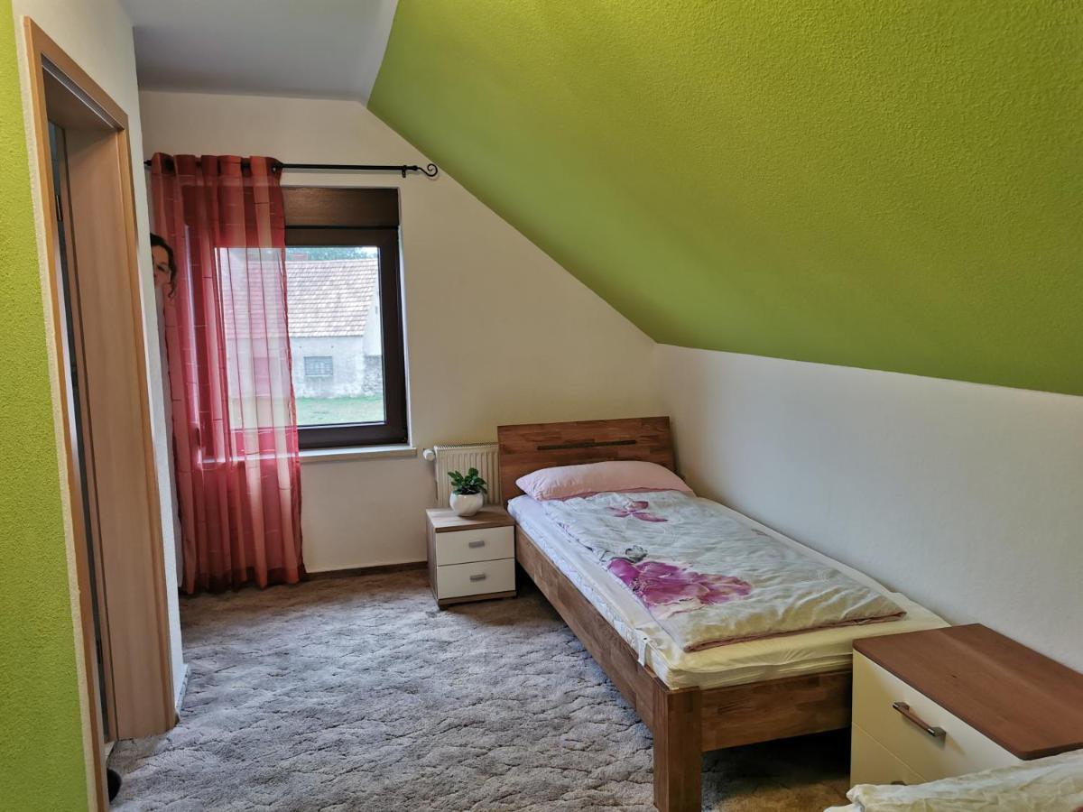 Ferienhaus Rosenhof Glaubitz 外观 照片